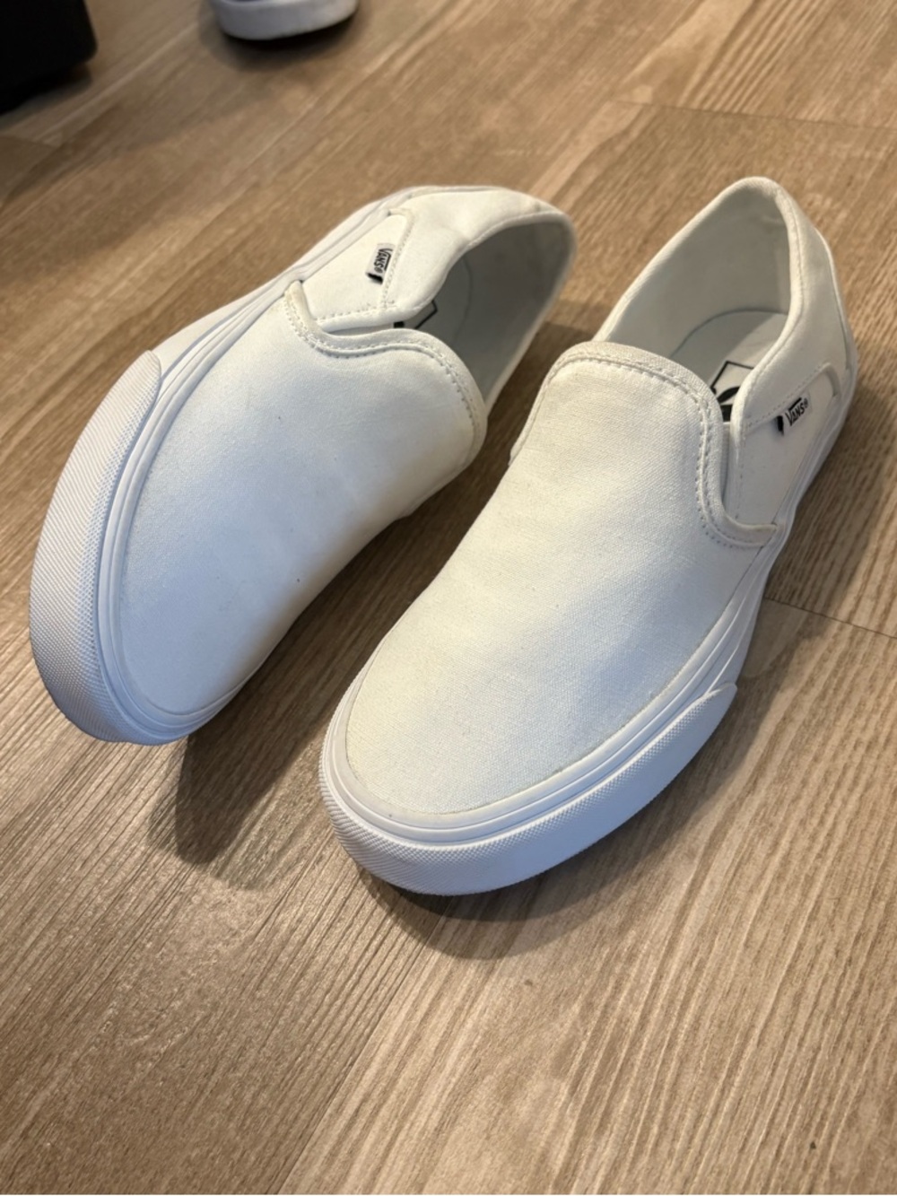 All white monochrome Slip-On vans - Picture 4 of 5